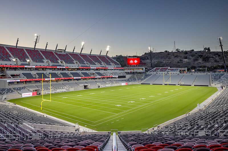 Amura,AmuraWorld,AmuraYachts, El Snapdragon Stadium es sede del equipo de futbol americano colegial San Diego State University.