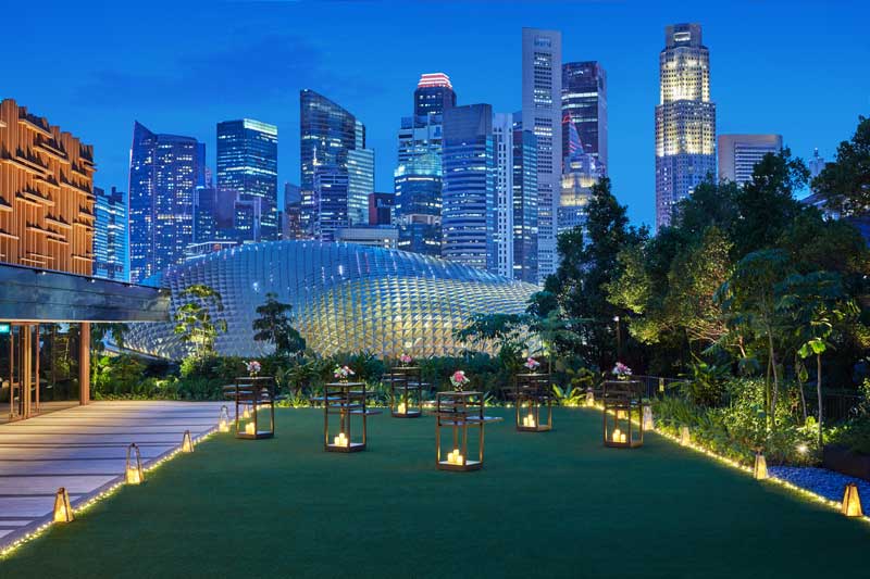 Amura,AmuraWorld,AmuraYachts, El hotel fue convertido en un jardín dentro de la ciudad de Singapur.