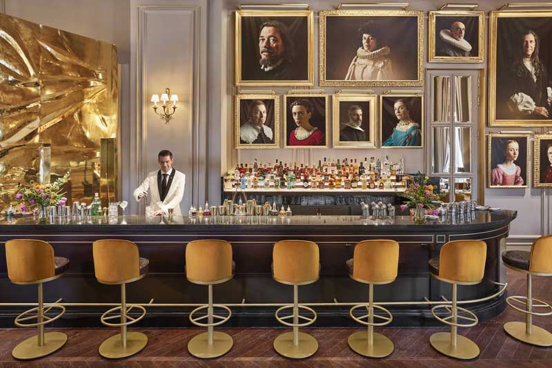 Amura,AmuraWorld,AmuraYachts, Pictura, el original bar del Mandarin Oriental Ritz Madrid.