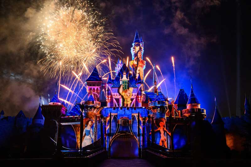 Amura,AmuraWorld,AmuraYachts, <em>Wondrous Journeys, </em>el nuevo espectáculo nocturno en Disneyland Park en Anaheim, California.