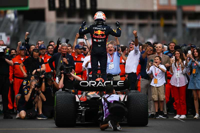 Amura,AmuraWorld,AmuraYachts, Max Verstappen celebra su segunda victoria en el Gran Premio de Mónaco.