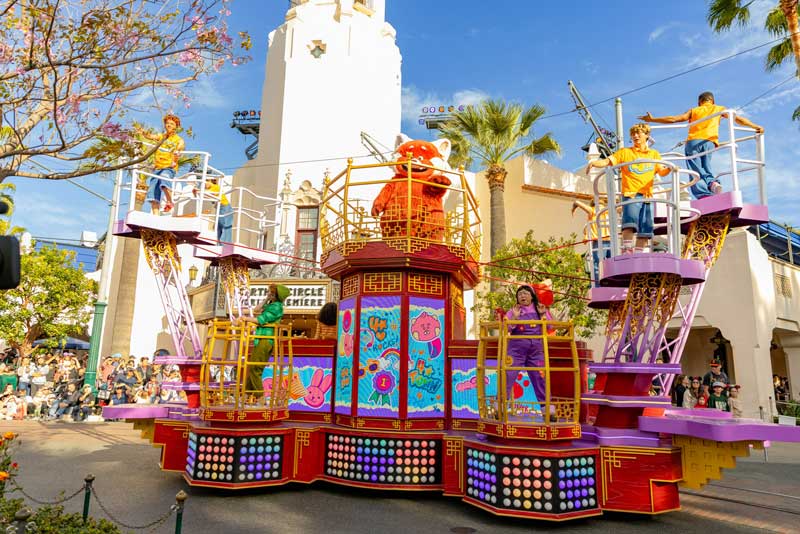 Amura,AmuraWorld,AmuraYachts, El nuevo desfilte  <em>Mejor Juntos</em>:<em> ¡Una celebración de Pixar Pals!</em> Recorrerá el parque Disney California Adventure.