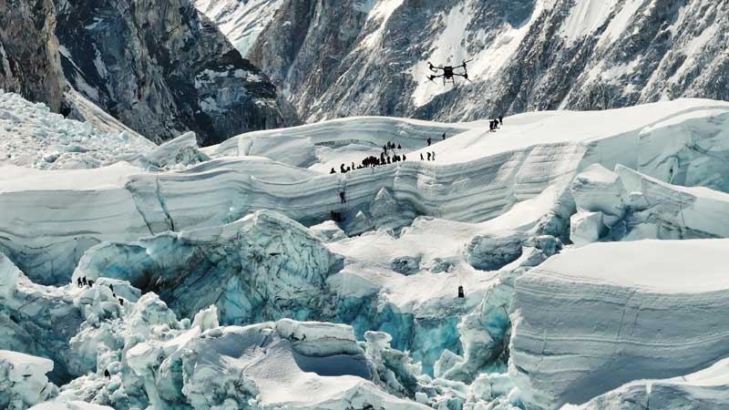 Amura,AmuraWorld,AmuraYachts, Las labores de limpieza del Everest podrían ser apoyadas por drones.