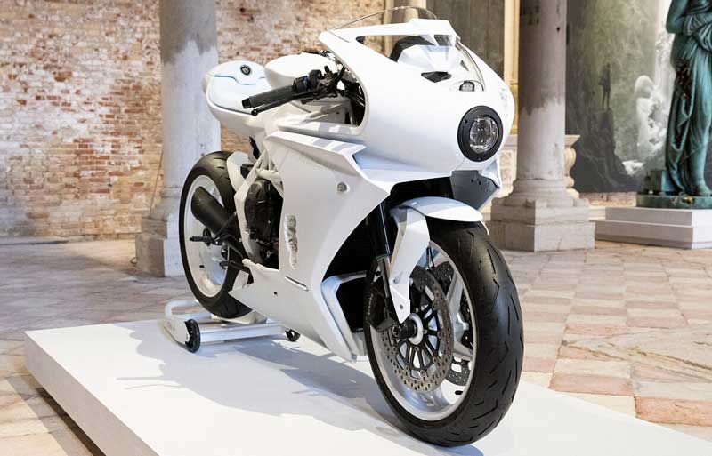 Amura,AmuraWorld,AmuraYachts, MV Agusta Superveloce Arsham.