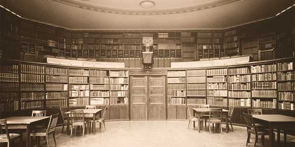 La biblioteca que escapó de los nazis