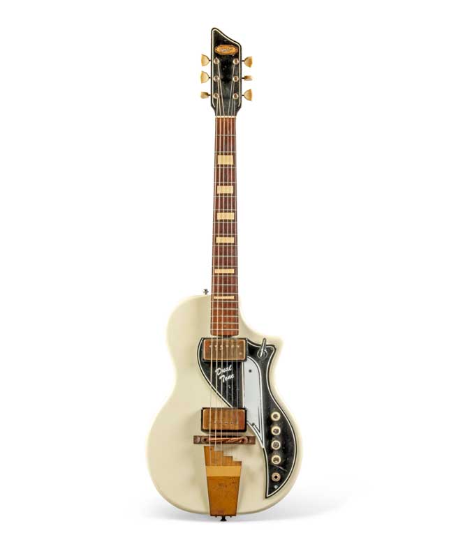 Amura,AmuraWorld,AmuraYachts, VALCO, Chicago, Illinois, alrededor de 1956. Guitarra eléctrica de cuerpo sólido, Supro Dual Tone.