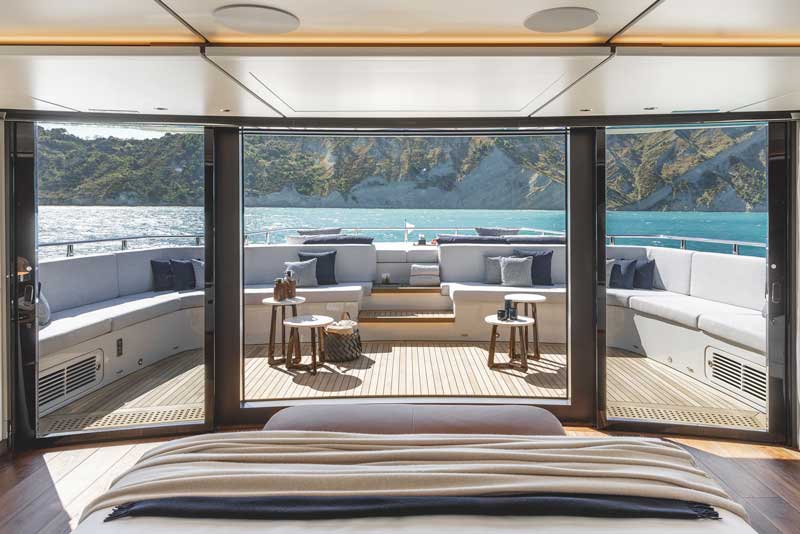 Amura,AmuraWorld,AmuraYachts, La amplia suite del propietario resultó uno de los motivos del reconocimiento<em> Miglio Blu - Blue Design Summit.</em>