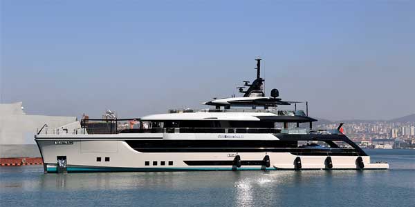 Mengi Yay entregó Serenissima II