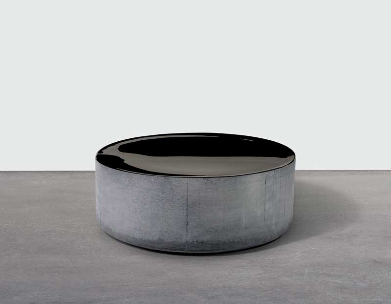 Amura,AmuraWorld,AmuraYachts, Roni Horn (n. 1955), <em><i>Opposite of White, v.2</i></em>, 2007. Vidrio fundido sólido con superficies recién fundidas. 45.7 x 91.4 x 91.4 cm.