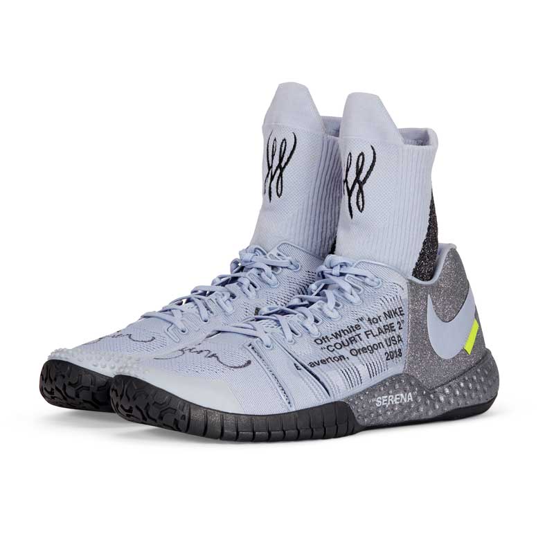 Amura,AmuraWorld,AmuraYachts, Court Flare 2 morado, usados y firmados por Serena Williams en un partido, de Virgil Abloh, Nike x Offwhite, 2018. Vendido por 9,500 € en 2021, en Christie's Online.