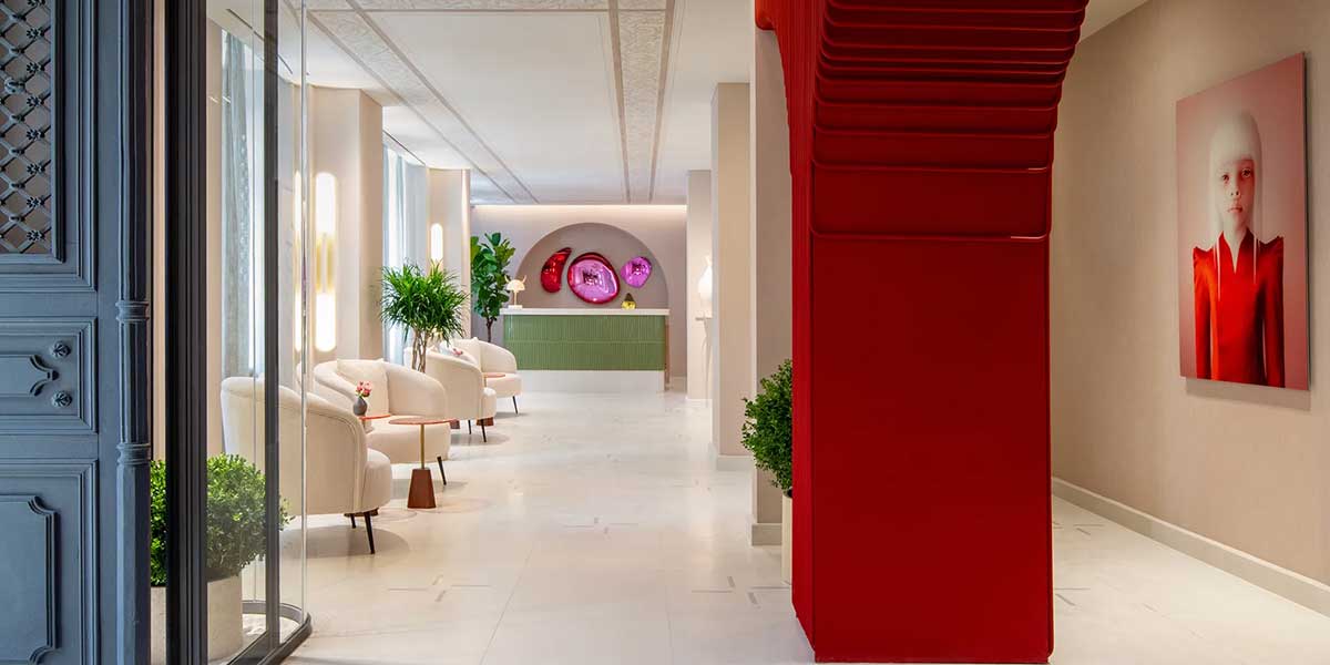 Hospedaje dentro de una obra de arte