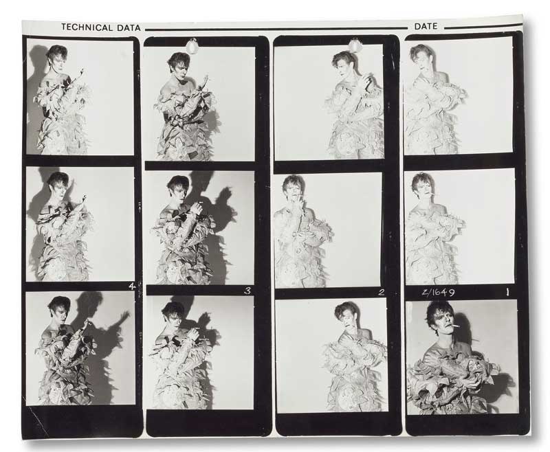 Amura,AmuraWorld,AmuraYachts, Brian Duffy, (detalle) cinco hojas de contacto vintage originales de la sesión fotográfica de Scary Monsters (y Super Creeps). Foto: Duffy, Archivo Duffy.