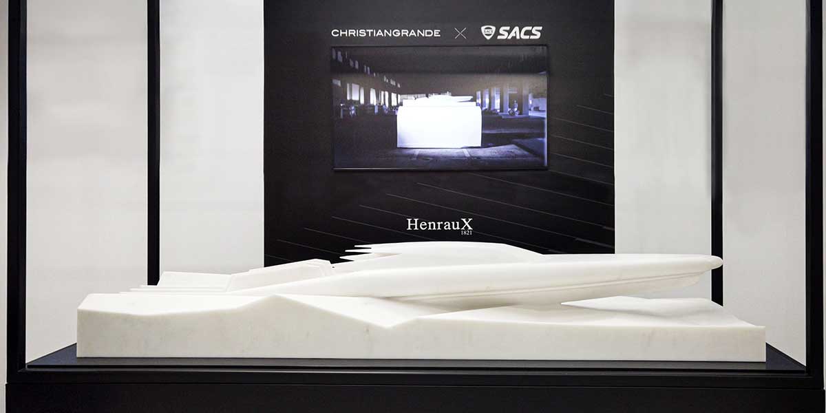 El mar se encuentra con el arte