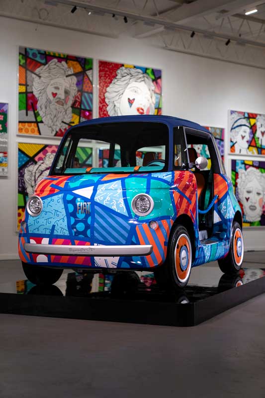Amura,AmuraWorld,AmuraYachts, El colorido <em>Brittolino</em>, versión artística de Romero Britto del Fiat Topolino.