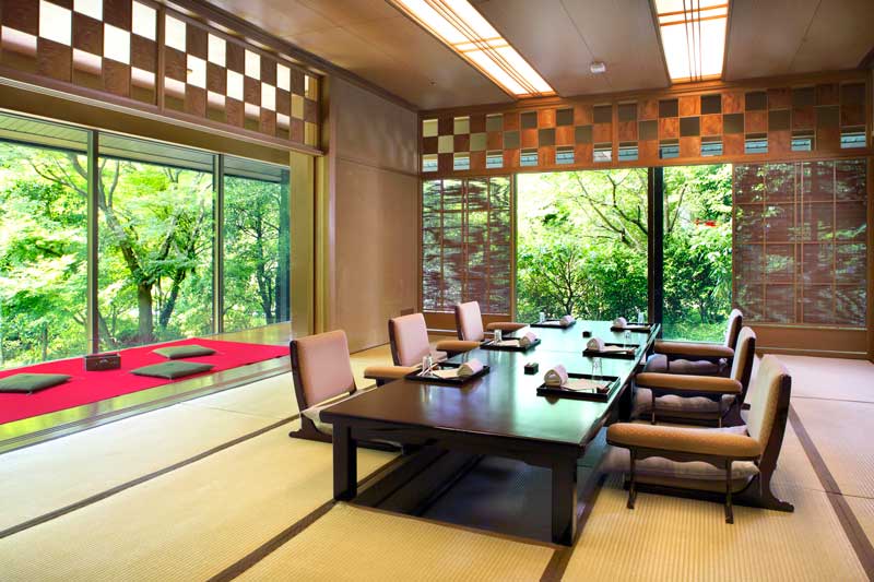 Amura,AmuraWorld,AmuraYachts, Las tradiciones japonesas se viven en el Hotel Chinzanso Tokyo.