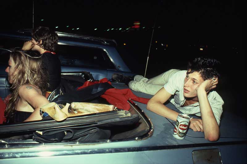 Amura,AmuraWorld,AmuraYachts, Nan Goldin (n. 1953),<em><i> French Chris en el autocine,</i></em> Nueva Jersey, 1979. Nan Goldin.