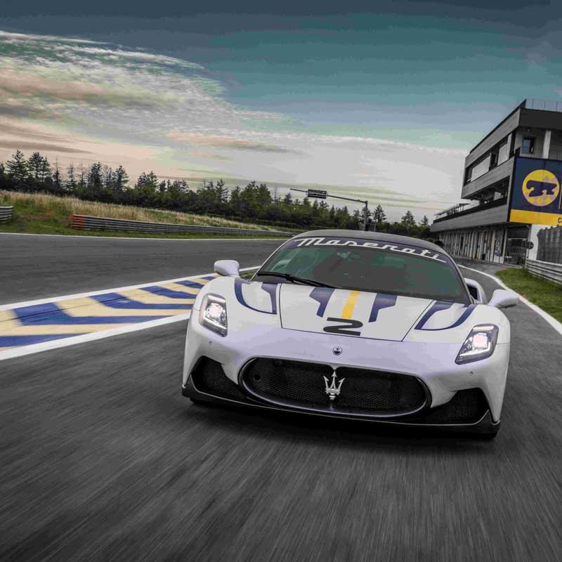 Amura,AmuraWorld,AmuraYachts, Maserati MC 20.