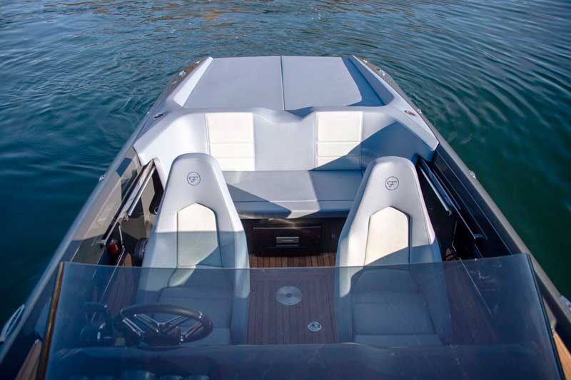 Amura,AmuraWorld,AmuraYachts, El 797 Spectre es el modelo más reciente de Frauscher.