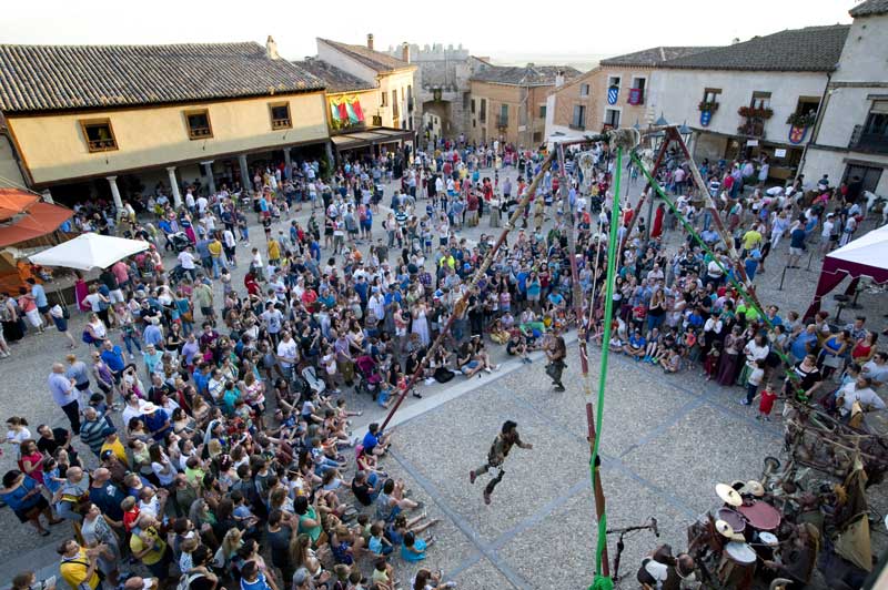 Amura,AmuraWorld,AmuraYachts, Hita retrocede en el tiempo para el Festival Medieval de Hita.