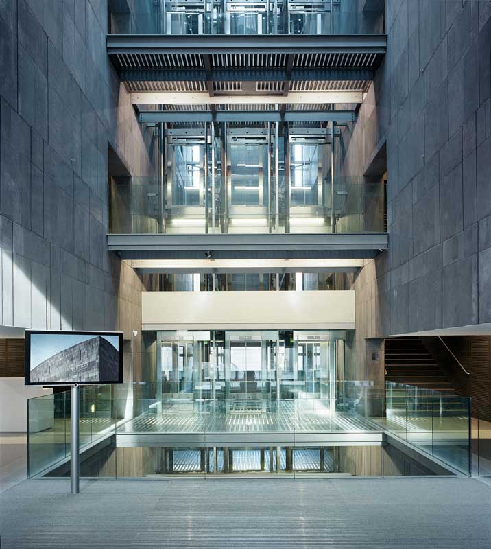 Amura,AmuraWorld,AmuraYachts, Vista interior de mumok, el museo de arte moderno y contemporáneo del MuseumsQuartier. Foto: © Stefan Oláh.