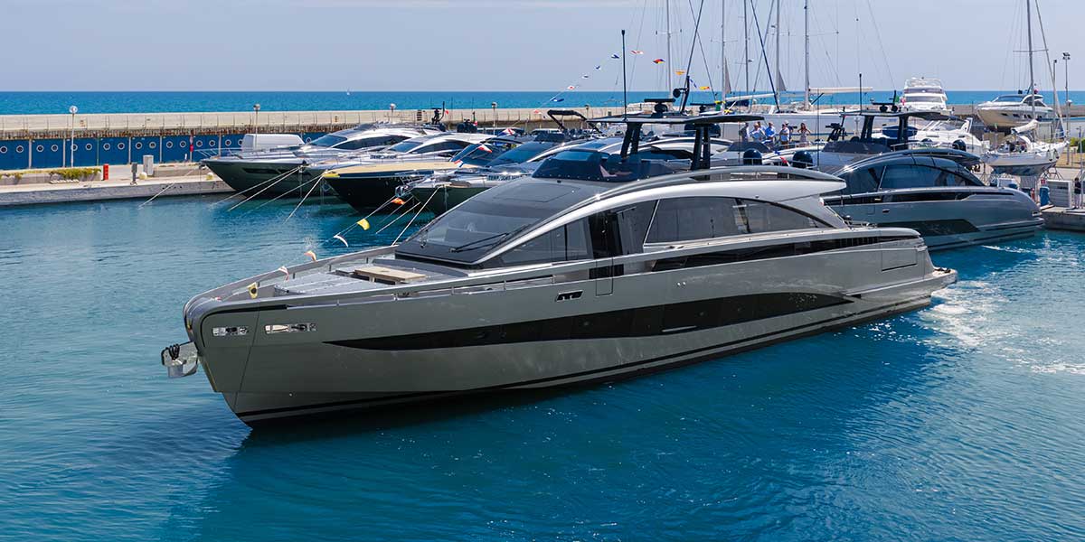 Presentan el primer Pershing GTX90