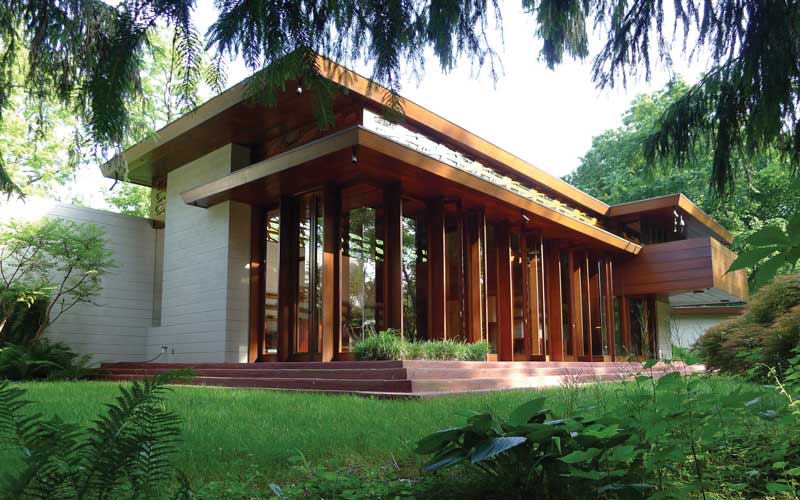 Amura,AmuraWorld,AmuraYachts, Construida originalmente en 1956 para una pareja en Nueva Jersey, la Casa Bachman-Wilson de Frank Lloyd Wright fue adquirida por Crystal Bridges en 2013 y reconstruida en su campus de Bentonville, en 2015.
