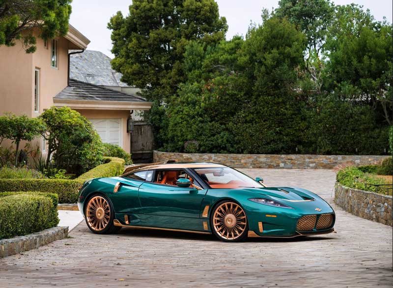 Amura,AmuraWorld,AmuraYachts, El Spyker C8 Preliator XXV Coupé inicial está acabado en un vibrante verde codorniz metalizado.