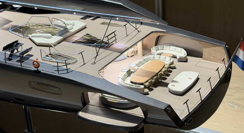 Amura,AmuraWorld,AmuraYachts, “La ambición nunca fue simplemente construir el velero más grande del mundo, sino crear un impresionante yate de vela que se mantuviera fiel al placer y al rendimiento de la navegación”, Peter Naeyé, director ejecutivo de Royal Huisman.