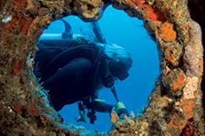 Shipwreck diving - Gerardo del Villar Cervantes