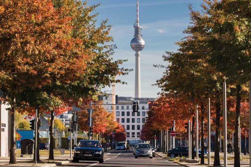 No guidance is enough to finish to discover Berlin, which is always renewing itself.