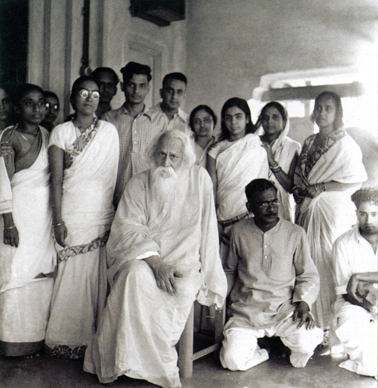 Tagore también apoyó diversas causas sociales en la India. 
