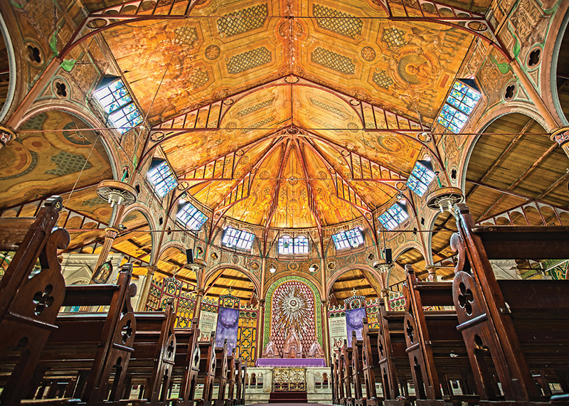 La Basílica muestra una mezcla de estilos arquitectónicos con una esencia caribeña 