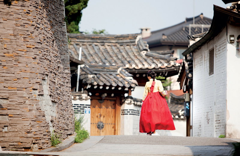 Amura,Corea del Sur,South Korea,Seúl,Busan,Isla Jeju,Villa de Bukchon Hanok, Bukchon Hanok is a traditional village in the center of modernized Seoul.