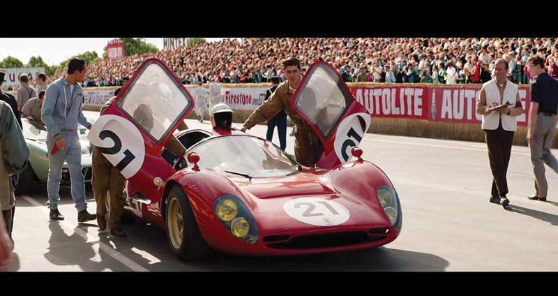 Amura, AmuraWorld,AmuraYachts,Groenlandia,Ford vs Ferrari, Escena donde aparece el Ferrari que fue principal competidor de Ken Miles durante la película.