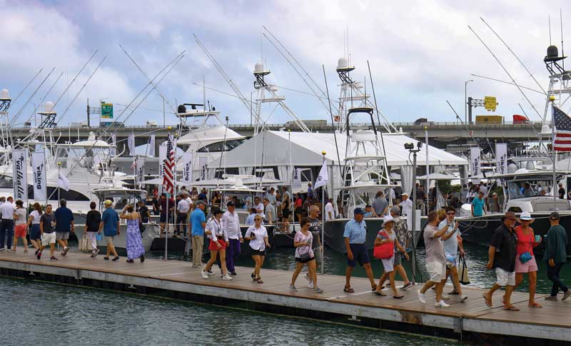 Amura,AmuraWorld,AmuraYachts,Discover Boating Miami International Boat Show 2022, Miles de visitantes acudieron al DBMIBS.