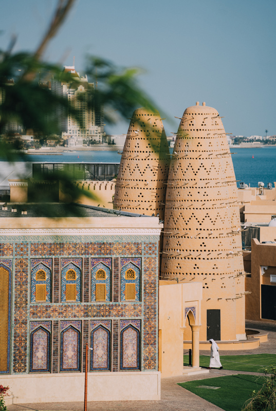 Amura,Amura World,Amura Yachts,Catar,Qatar,Doha, La arquitectura catarí está inspirada en los tradicionales diseños locales. / Qatari architecture is inspired by traditional local designs.