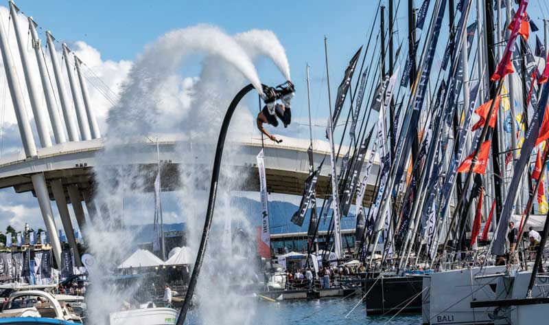 Amura,AmuraWorld,AmuraYachts,Genoa international boat show, Los espectáculos de flyboard atraparon la atención de los visitantes al Genoa International Boat Show