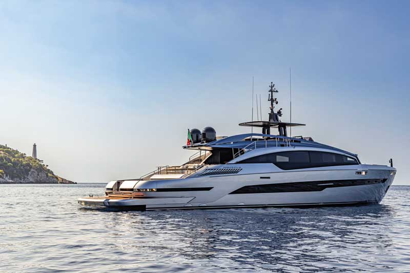 Amura,Amura World,Amura Yachts,Brunei, The Pershing GTX116 has a capacity of 10 travelers.