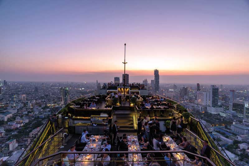 Amura,Amura World,Amura Yachts,Brunei, Restaurante Vertigo, en el piso 61 del hotel Banyan Tree Bangkok.