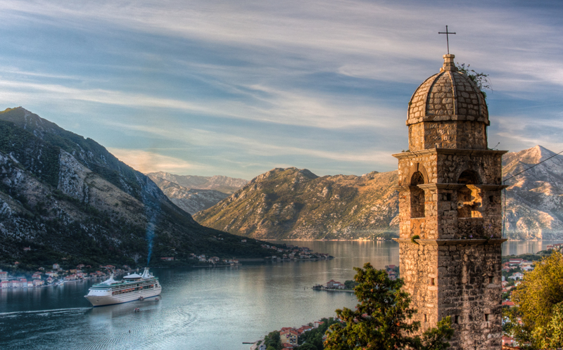 Amura,Amura World,Amura Yachts,Mar Adriático ,Balcanes, The walled city of Kotor is a World Heritage Site.