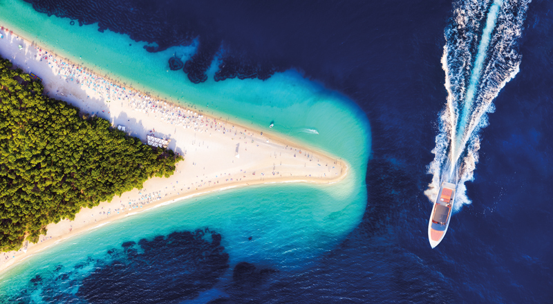 Amura,Amura World,Amura Yachts,Mar Adriático ,Balcanes, Dhermi is an Albanian tourist resort on the Adriatic Sea.
